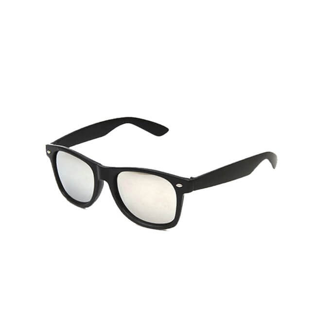Svarta wayfarer solglasögon spegelglas