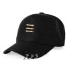 Svart Snapback Keps Dad Hat Kpop Metalldetaljer Street