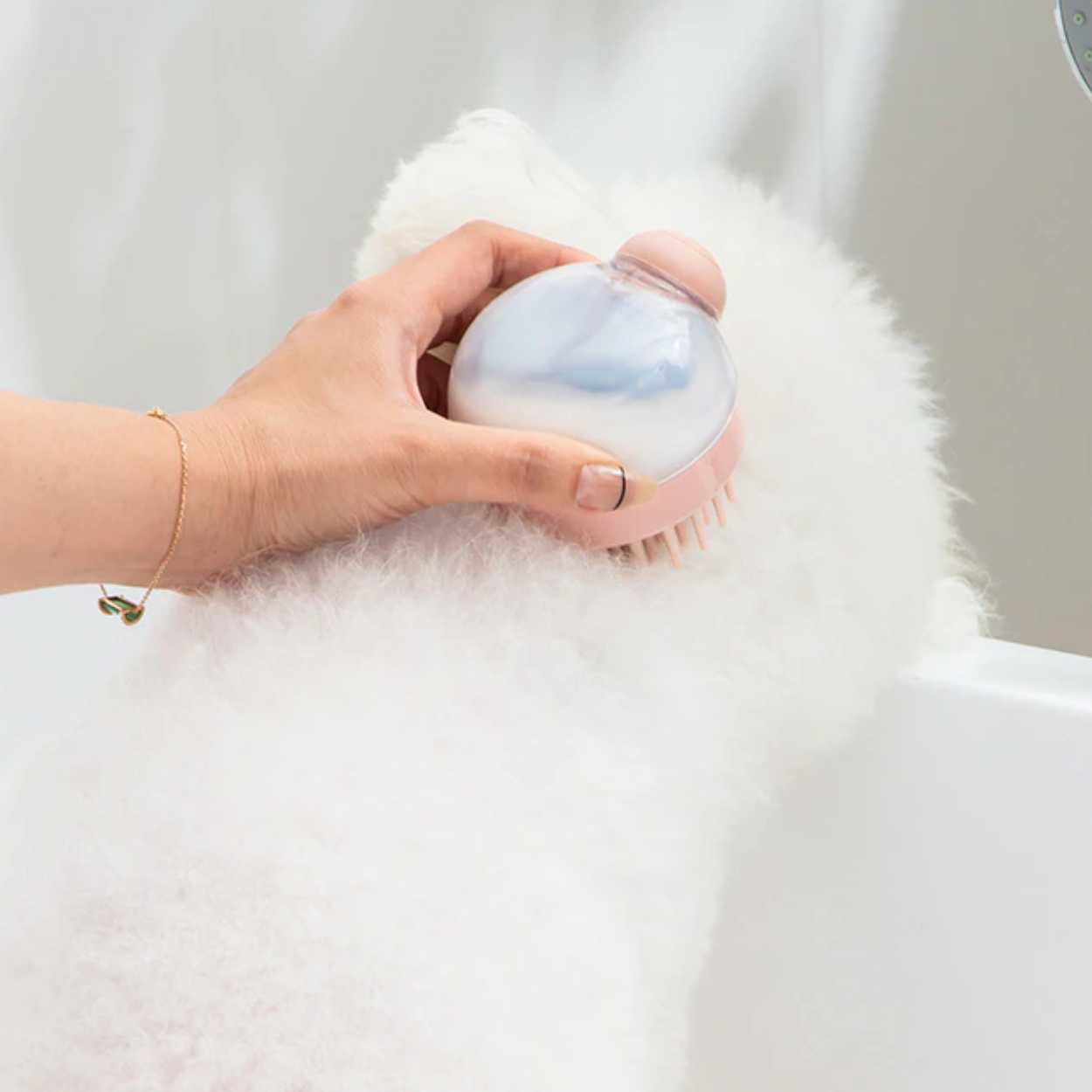 Schampoborste för hund - tvätt, schamponering och massage