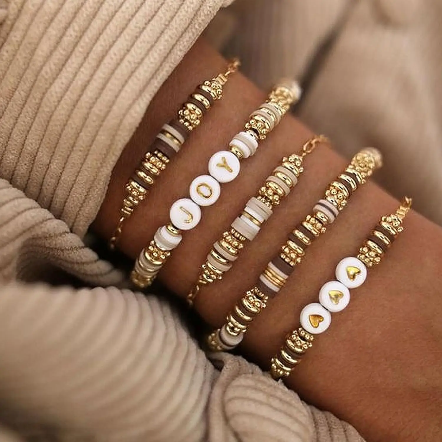 Diy pärlset i neutrala toner – smyckesset för armband & accessoarer - bild 3